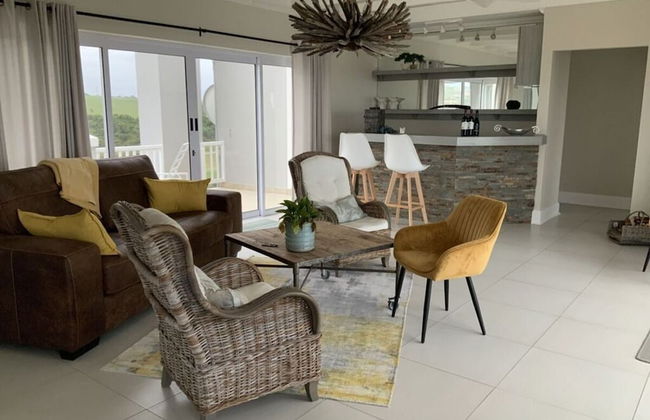 Sunshine Modern Retreat - Photo 9