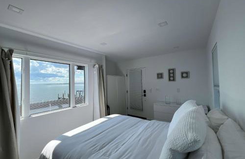 Black Swan- Beachfront Home with Year-Round Jacuzzi - Foto 5