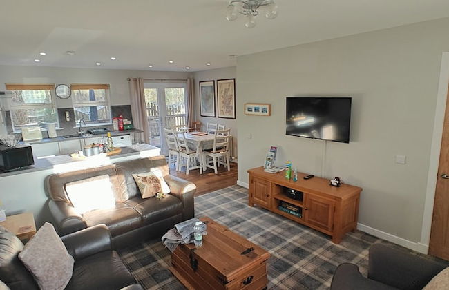 Ben Lomond Cottage - Loch Lomond and Arrochar Alps - Photo 1