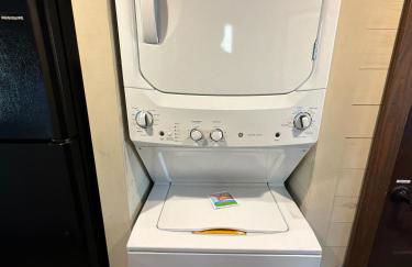 River Cabin - Fire Pit, Kayaks, Games, Dog Park - Foto 13