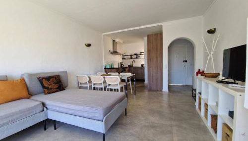 Airy 3br, AC, Garden, 2min Strip, 8min Oura Beach - Foto 4