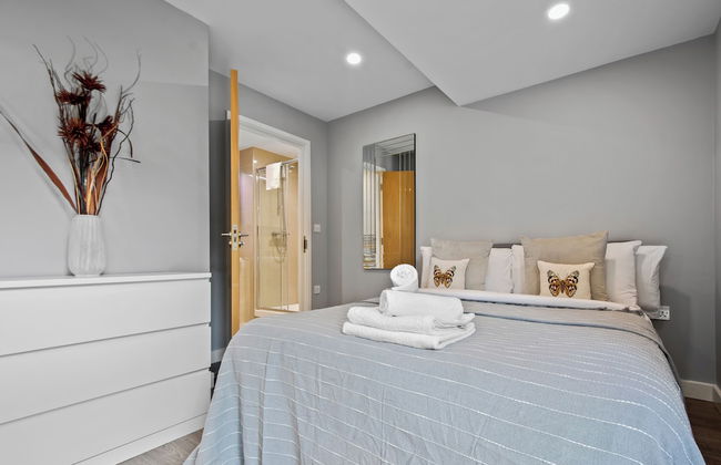 Chic and Modern Flats in Hoxton, Shoreditch - Photo 3