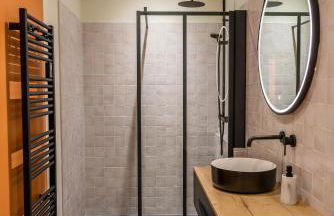 Domaine de Mérins, 10 couchages avec piscine, face à la rivière, à 4km de la plage - Foto 14