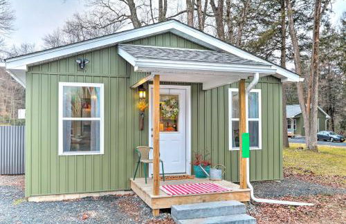 Unwind Fireside! Poconos Cottage 12 Mi to Slopes - Foto 24