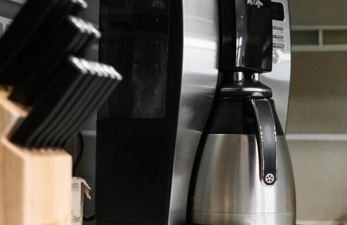 Waterfront Spacious 1BR, Den Walk to Pike Place - Photo 27