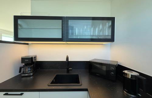 FeWo "Freiheit" - Panoramablick - großer Balkon, ganzjährig zu nutzen - schnelles WLAN - Parkplatz - 300 Meter zum Strand - Foto 7