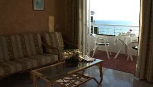 Vistamar Apartments - Photo 3