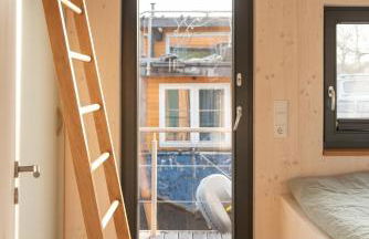 Geräumige, hochwertiges Hausboot PETITE mit Kamin - Foto 29