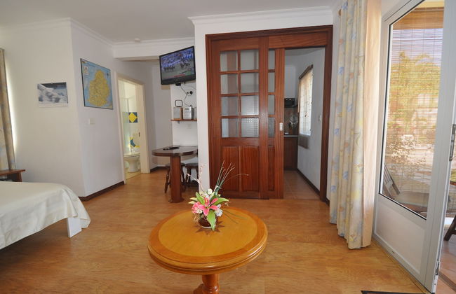 La Pointe Villas - Photo 23