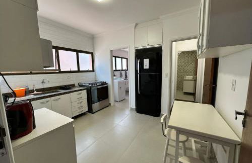 Frente Mar com garagem, Ar Condicionado e WI-FI grátis em Santos - Foto 25