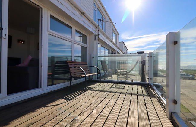 No. 28 Contemporary Beach Side Property With sea Views - Foto 38