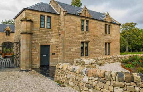 Stunning Edinburgh 1820s stables converted house - Foto 1