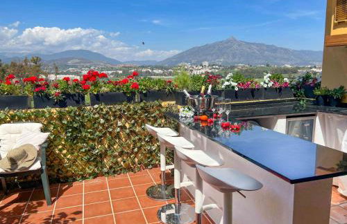 62 - Penthouse in Los Almendros with fantastic vie - Photo 16