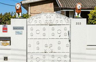 Live, Laugh, Love Beach Guest Home with AC - Foto 82