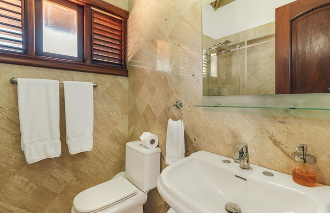 Villa Nearby Minitas w Poob bbq in Casa de Campo - Photo 26