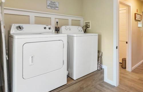 Fantastic retreat 5min from Village with media room, AC and sauna! - Foto 13