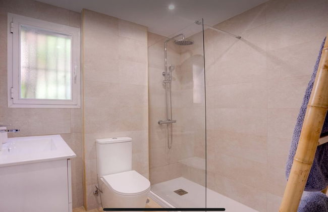 Coastal Apartment/pool/garden/kingbed/acon/freep - Foto 8