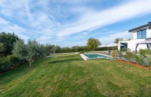 Villa Nura for 8 persons near Poreč with 36 m2 heated pool, with sauna & sea view - Foto 52