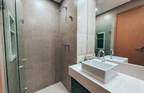 Apartamento com Piscina na Cobertura e Vista Panoramica do Mar da PRAIA GRANDE - Foto 16