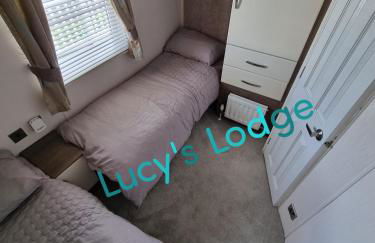 Lucy's Lodge - Photo 4