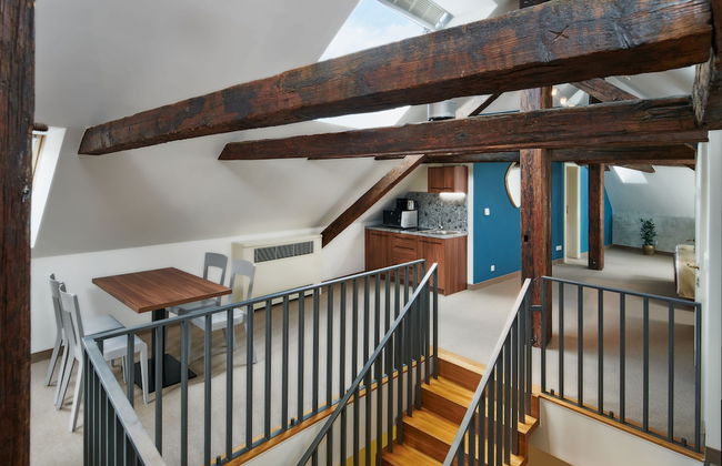 Golden Angel Suites by Adrez Living - Photo 3