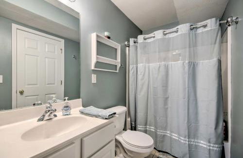 Spacious Lakefront Condo with Views in Camdenton! - Photo 23