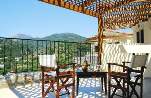 Romantic Holiday Home in Drosia - Photo 4