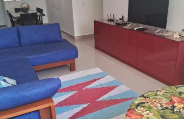 Show de apartamento na Praia do Morro - Guarapari - 3Q - Área externa com churrasqueira - 2 vagas garagem - Wifi - 100m da praia - ar condicionado - Foto 7