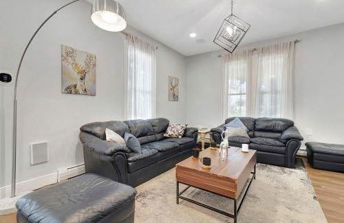 Spacious Central 4BR, Ski & Bike - Photo 25