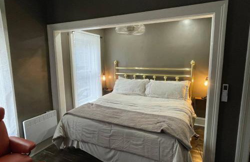 Downtown 3BR duplex full kitchen parking off i-787 - Foto 47