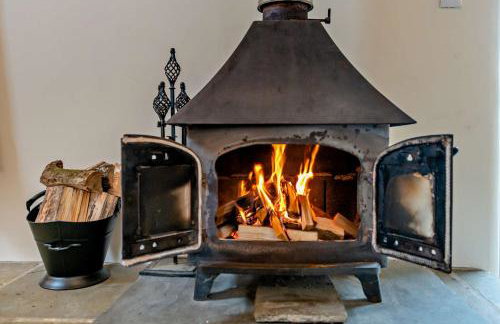 Castle Forge 4-Bedroom Historic Purbeck Forge in Kingston, Corfe Castle, Sleeps 7 - Photo 50