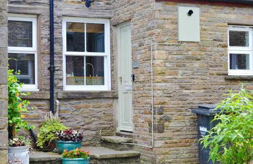 Gardenwell Cottage - Photo 9