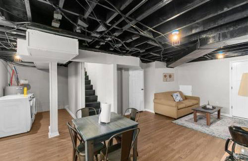 Broadmoor Bungalow - Both Units - Foto 34