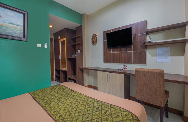 Hotel D'Madinah Inn - Gentan - Foto 7