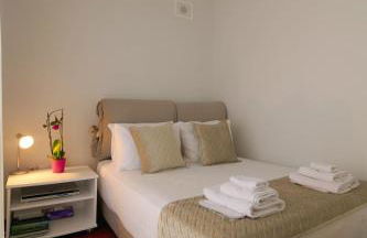 Luxury Villa with Pool, BBQ & Garden in Vouliagmeni - Foto 21