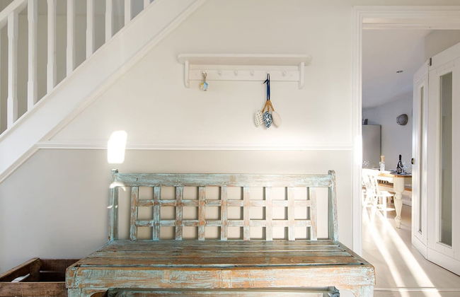 4BR Beach House Sleeps 10 - 5 Mins Walk to the Sea - Foto 7