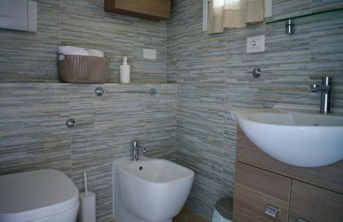 Villa con Splendido Giardino e Vista Mare a Osseddu - Olbia - Photo 22