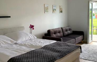 APARTAMENT SARBINOWO Z OGRÓDKIEM - Photo 13