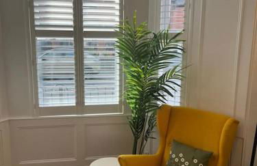 Charming Victorian Terrace, South Belfast - Foto 40