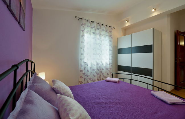 House 1125 - Photo 3