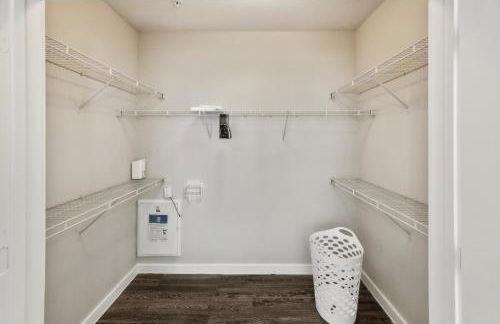 C Creek 10308 I Modern 2Bd Apt I Secure Property - Foto 17