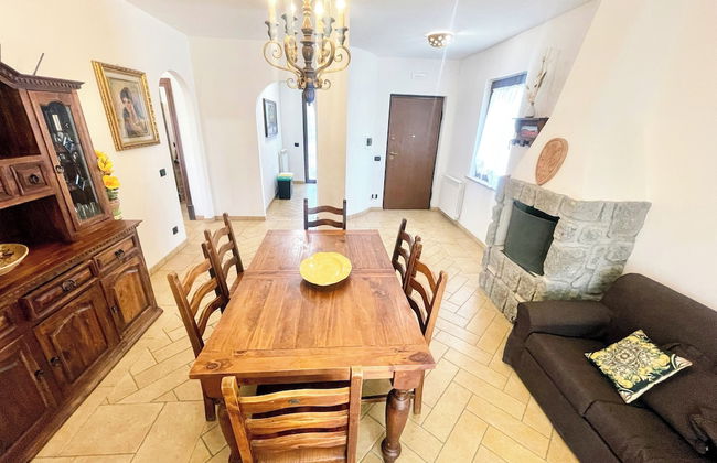 Pool, Jacuzzi and Events Room - Charming Villa in Umbria - Sleeps 24 - Lake View - Foto 31