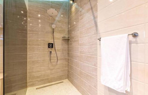 Beautiful Home In Hrvace With Wifi - Foto 56