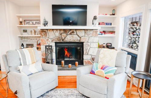 NEWLY REMODELED FOUR BEDROOM All SEASON CONDO W MOUNTAIN VIEWS - Foto 55