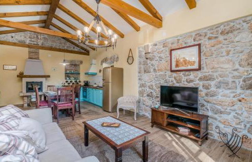 Stunning Home In Svet Vid Dobrinjski - Photo 21