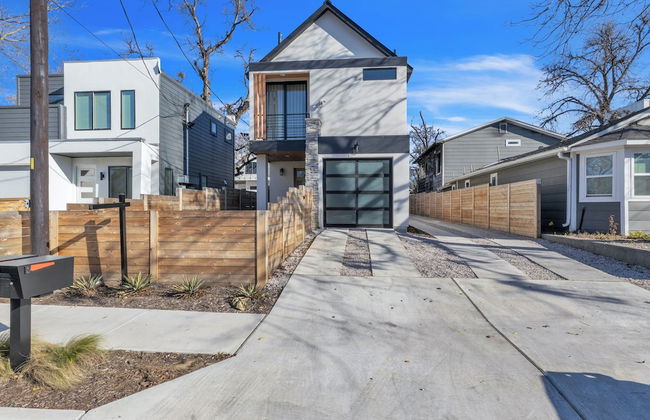 Chic Austin Getaway Brand New w/ Rooftop Patio! - Foto 32