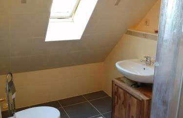 tolles Dach-Apartment mit Balkon und Klimaanlage - Foto 35