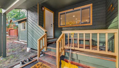 Evergreen Escape- Walk to Downtown & Boat/trailer Parking! - Foto 4