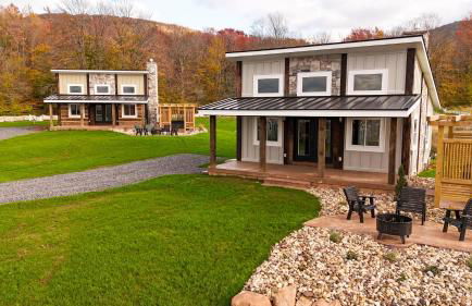 VVCR - Cabin 6 (1-Bed, Modern, Luxury w. Hot Tub) - Photo 9