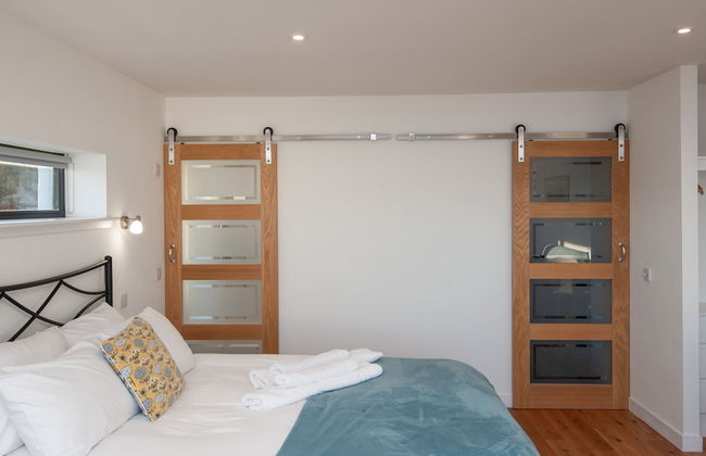 Croft 7 Geary Self Catering Studio - Photo 11